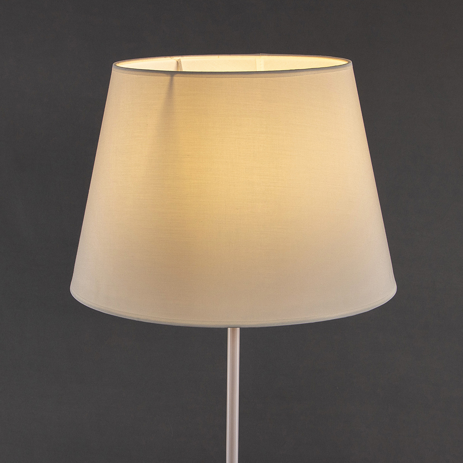 Торшер 13910-0.6-02 WH Е27 60Вт (основание+абажур) *1