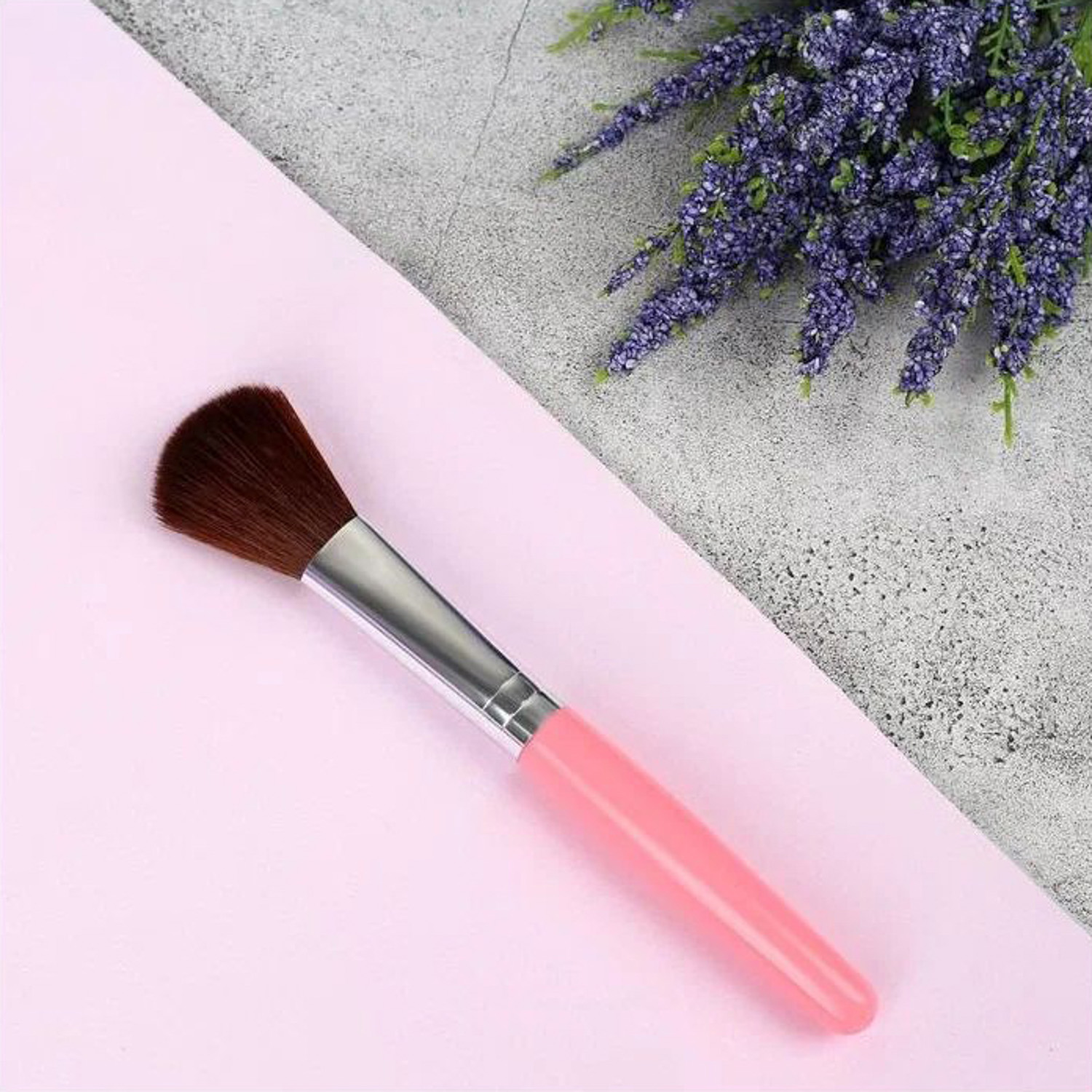 Кисть д/пудры и румян 14,5см скруг 35/30 МИКС пакет QF 4428701