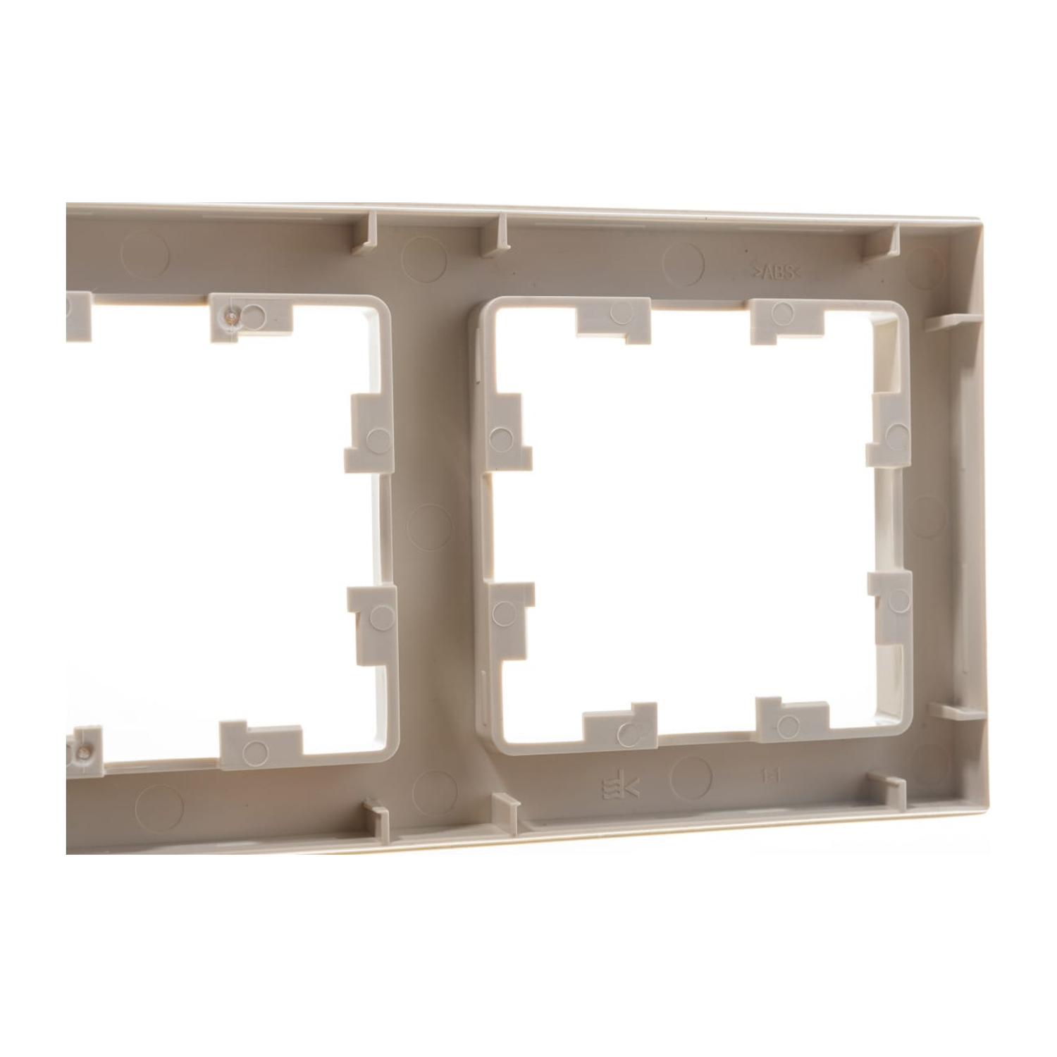 Рамка 4-м ATLAS DESIGN универс. беж. SchE ATN000204