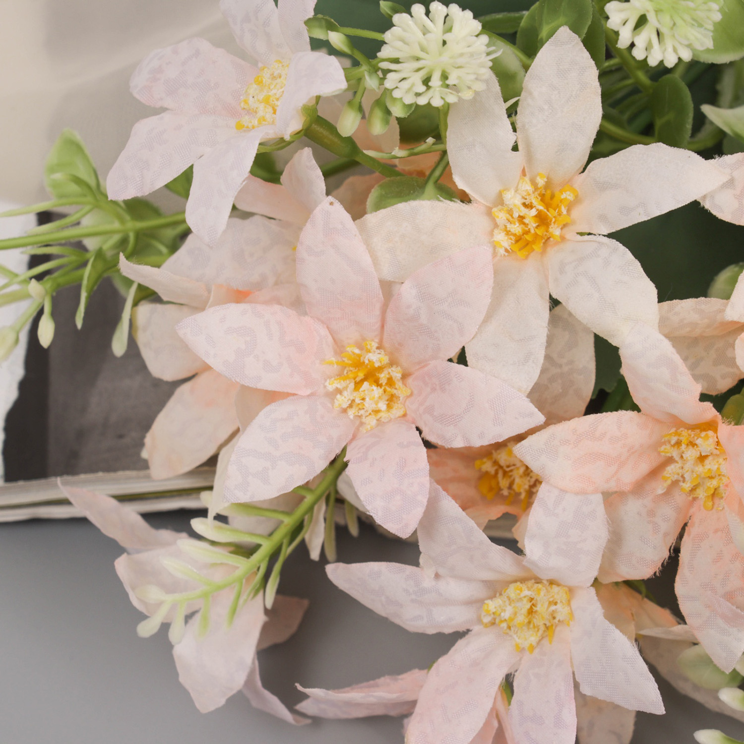 Букет искусственный «Клематис ривер», h=27 см, МИКС