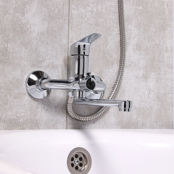 Смеситель для ванны Milardo Simp SIMSB02M02, длинный излив, однорычажный, с лейкой