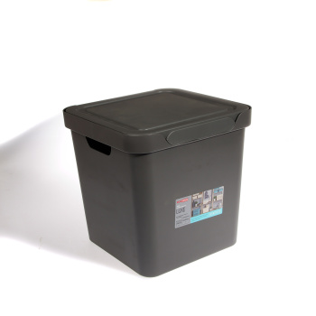 Контейнер д/хранения пластм. "Luxe"18,0л 286х286х286мм Серый арт.433242611("Бытпласт") *1/6