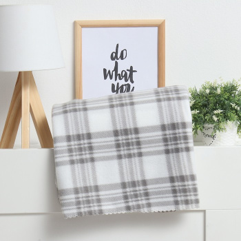 Плед 130*150см флисовый Клетка черно-белый Экономь и Я *1/12 Плед 130*150см флисовый Клетка черно-белый Экономь и Я *1/12