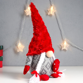 Кукла интерьерная свет "Бабусечка в с сердечком в горошек, меховой колпак" 35х14х14 см 7575281